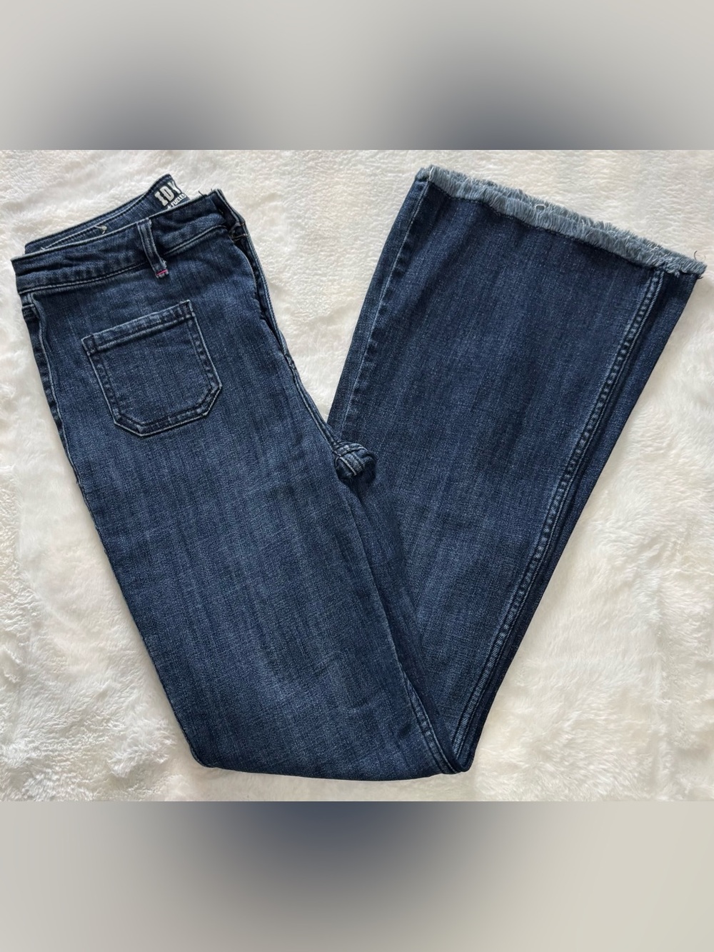 Idyllwind Miranda Lambert Front Patch Pocket Fray Raw Hem Flare Jeans 10W x 32L